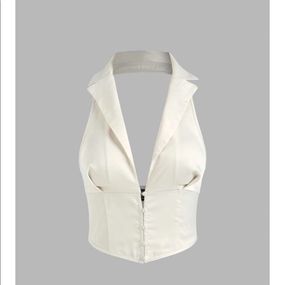 Tops - V-neck halter top